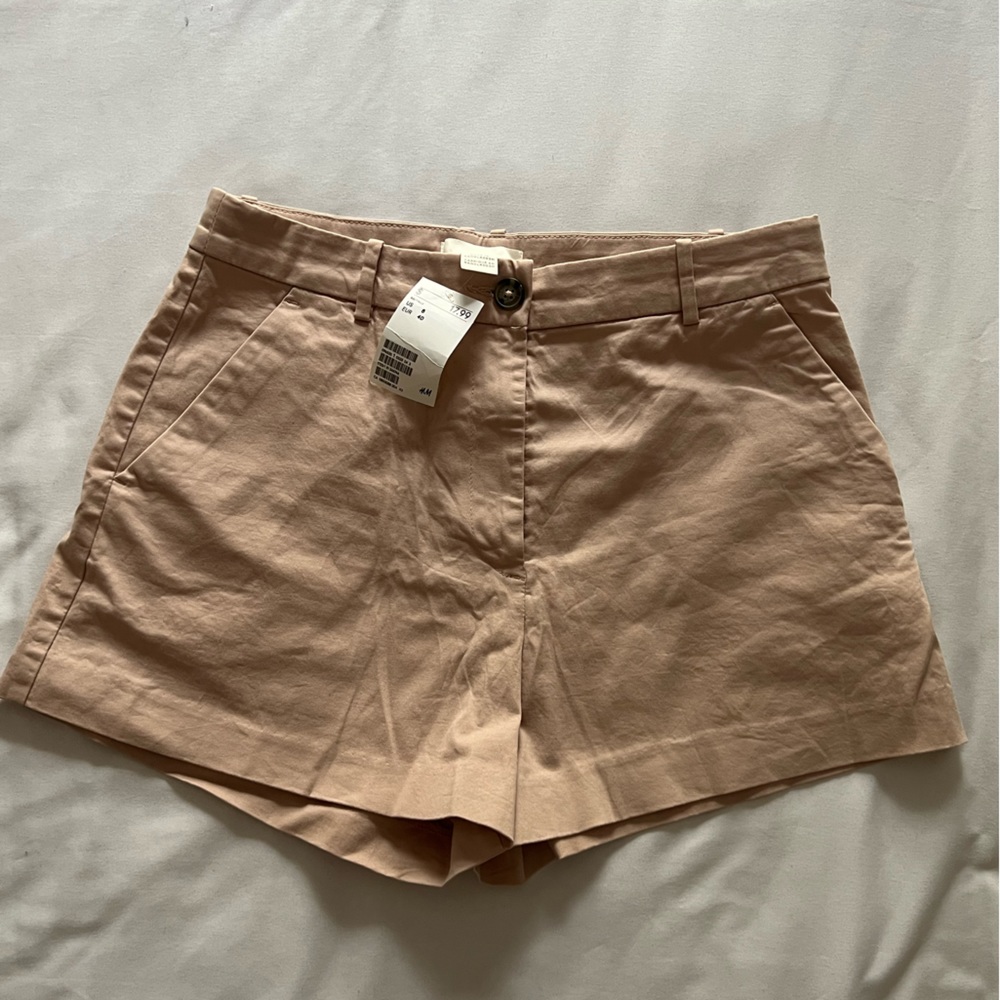 Cute pink high-waisted shorts